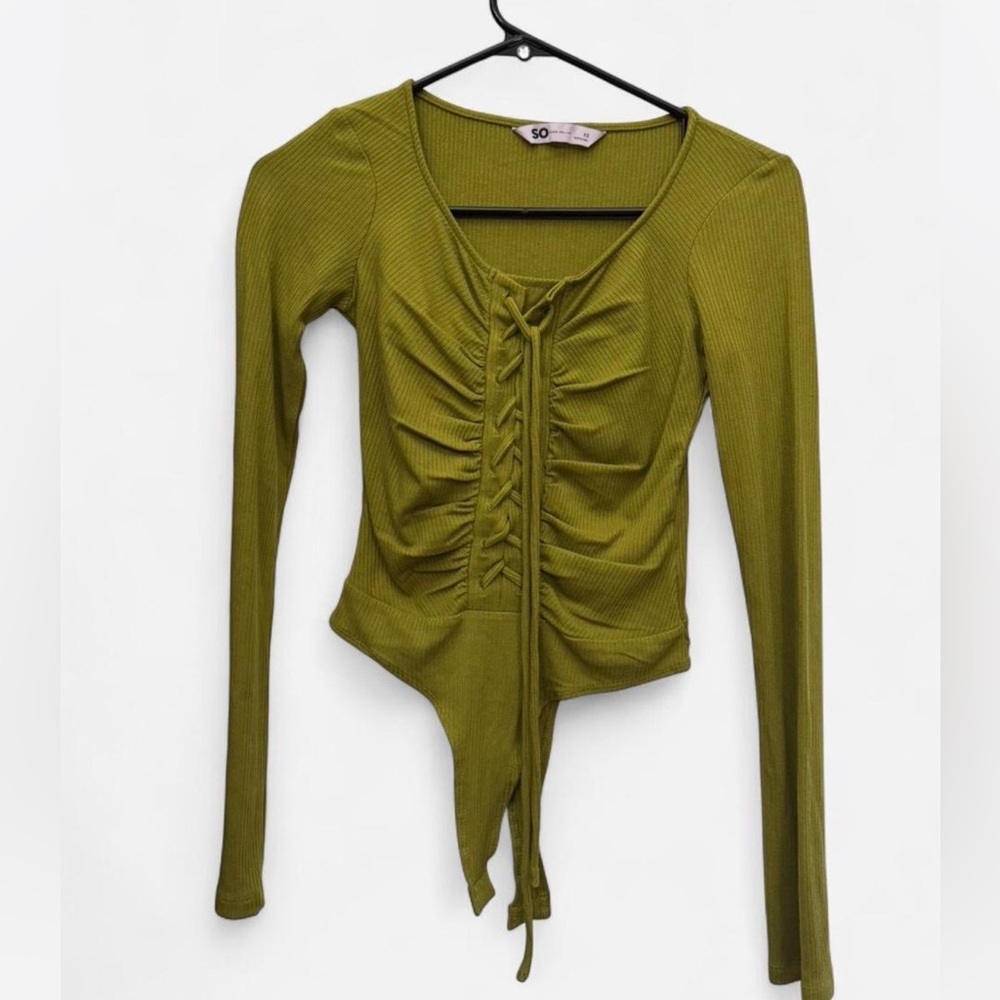 NWT Olive SO XS fairy goblin ribbed 90s long sleeve lace front bodysuit